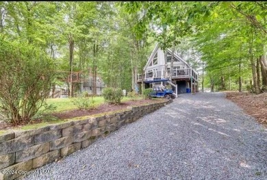 Lake Home For Sale in Pocono Lake, Pennsylvania