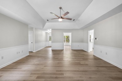 TOTALLY RENOVATED, ALL NEW KITCHEN, FRESH PAINT, NEW FLOORING - photo 35