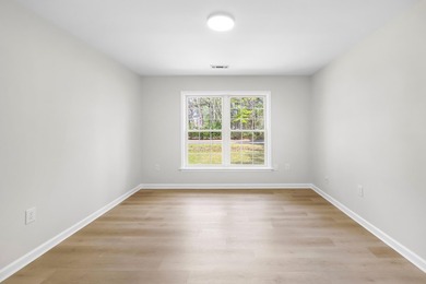 TOTALLY RENOVATED, ALL NEW KITCHEN, FRESH PAINT, NEW FLOORING - photo 36