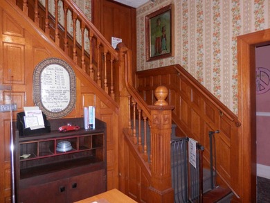 Interested in a great business opportunity? Want to live in an