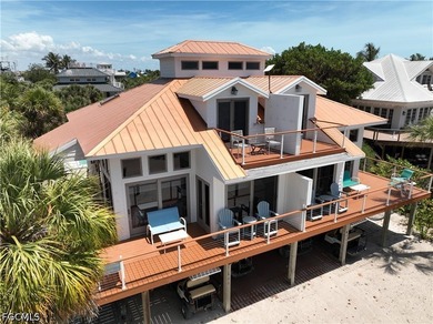 541 Gulf Lane - Steps to the Sand with Sweeping Water Views & - photo 6