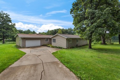 Lake Home Sale Pending in Monticello, Illinois