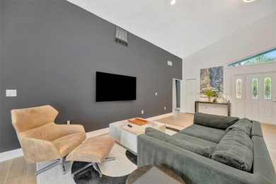 Welcome to this beautifully maintained 4 bed, 3 bath property - photo 12