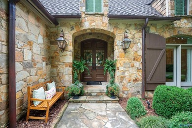Custom luxury home in Cherokee Ridge's gated golf community - photo 3