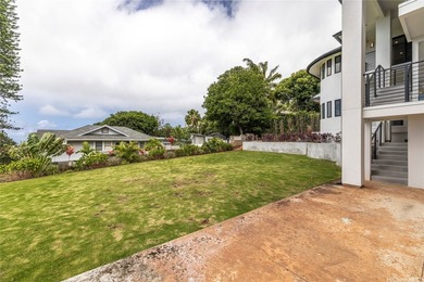 Nestled in the prestigious hillside community of Maunalani - photo 14