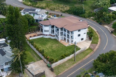 Nestled in the prestigious hillside community of Maunalani - photo 17