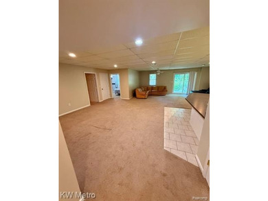 Welcome to this beautifully maintained ranch offering over 3,100 - photo 23