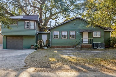 Versatile North Charleston duplex generating $33,600 in annual - photo 1
