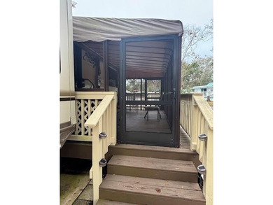 DEEDED LOT - FULL TIME OR PART TIME! Great location! PACK YOUR - photo 6