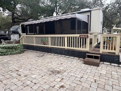 DEEDED LOT - FULL TIME OR PART TIME! Great location! PACK YOUR - photo 8
