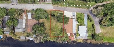 Lake Tarpon Lot For Sale in Palm Harbor Florida