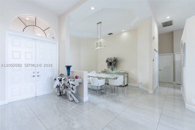 This is where privacy meets presence. A lakefront setting, a - photo 12