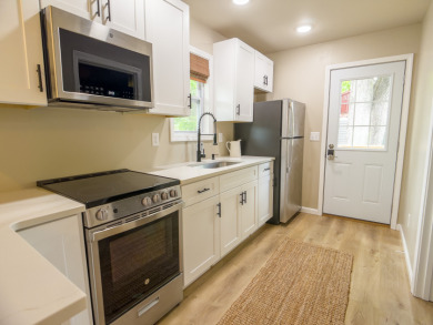 Updated with High-End Finishes Throughout!! - photo 26