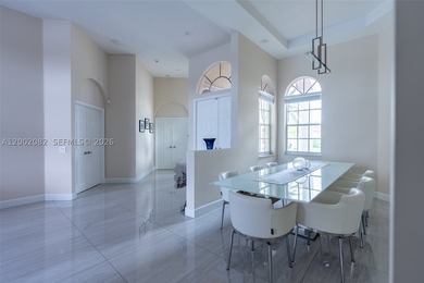 This is where privacy meets presence. A lakefront setting, a - photo 17
