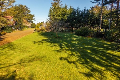 GORGEOUS HUGE .34 ACRE PARK LIKE BANDON BUILDING LOT AVAILABLE! - photo 7