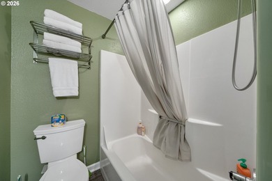 Spotlessly clean four bedroom, two bath home located a few quick - photo 24