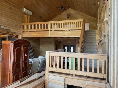 Lake Front Lodge with Guest House SOLD - photo 7