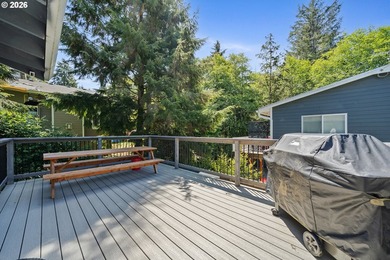 Spotlessly clean four bedroom, two bath home located a few quick - photo 27
