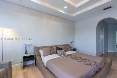 This is where privacy meets presence. A lakefront setting, a - photo 29