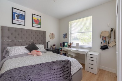 This is where privacy meets presence. A lakefront setting, a - photo 37