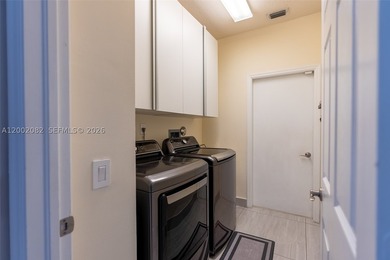 This is where privacy meets presence. A lakefront setting, a - photo 52