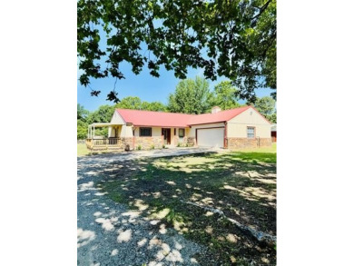 Lake Home For Sale in Eufaula, Oklahoma