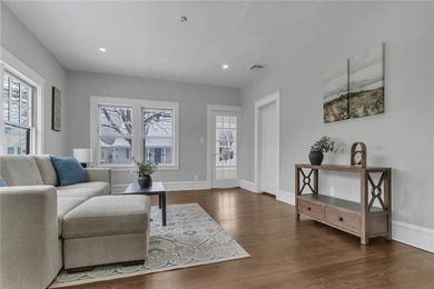 Stunning newly renovated home located in the heart of Newport - photo 12