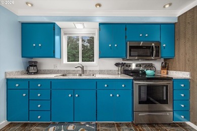 Experience breathtaking ocean views from both levels. Furnished - photo 17