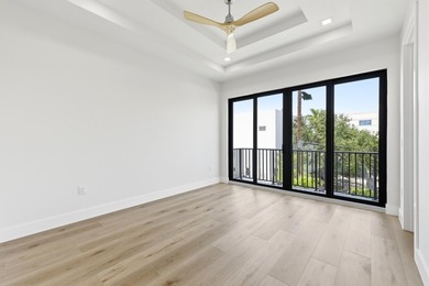 Introducing a newly built 3-bedroom, 3.5-bath luxury townhome in - photo 20