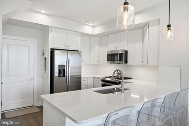 $5,000 CLOSING COST INCENTIVE with an acceptable offer - making - photo 8
