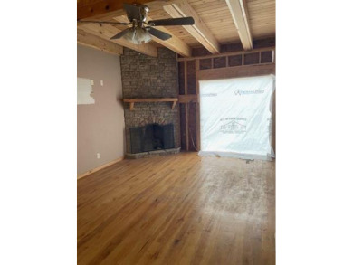 Lake Front Lodge with Guest House SOLD - photo 5