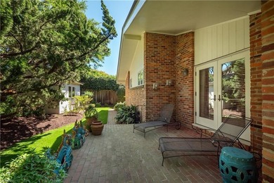 Welcome to this Oceanside, Mid-Century Modern, 3 bed 4.5 bath - photo 42