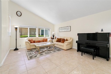 27682 Estepona - photo 2