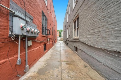 Exceptional Multi-Family Opportunity in the Heart of Crown - photo 3