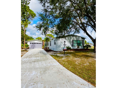 Cape Coral Area Home For Sale in North Fort Myers Florida