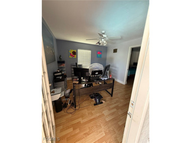 Welcome to this beautifully maintained 3-bedroom, 2-bathroom - photo 14