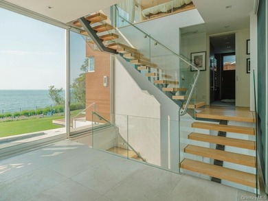 Cutchogue Showstopper. Perched atop a 55-foot bluff overlooking - photo 18