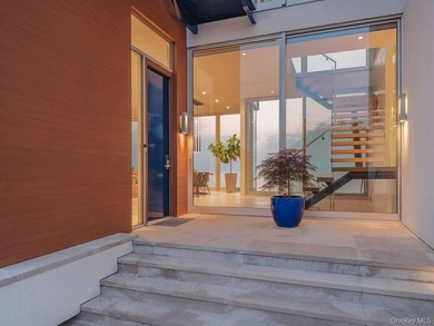 Cutchogue Showstopper. Perched atop a 55-foot bluff overlooking - photo 36