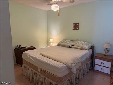 Welcome to this 2 bedroom, 2 bath attached villa perfectly - photo 9