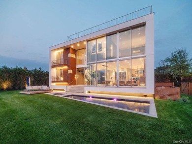 Cutchogue Showstopper. Perched atop a 55-foot bluff overlooking - photo 40