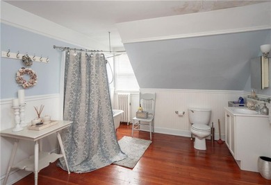 Tucked off Kay St, this side by side two family home is a - photo 40