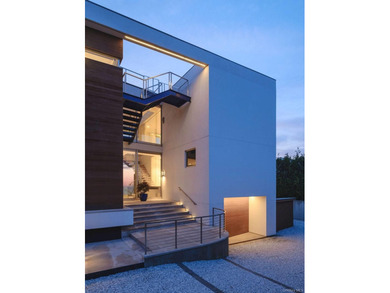Cutchogue Showstopper. Perched atop a 55-foot bluff overlooking - photo 45