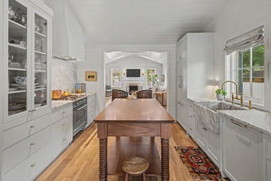 Welcome to 12 Ellen Avenue, a beautifully reimagined residence - photo 7