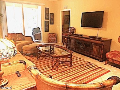 GROUND FLOOR, TURNKEY CONDO is a GREAT BUY. Tile on diagonal in - photo 9