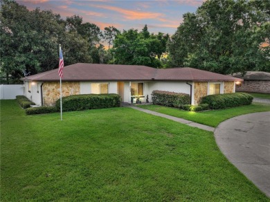 Lake Home For Sale in Auburndale, Florida