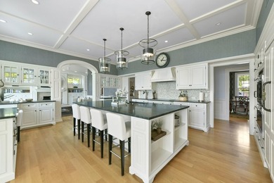 EXCEPTIONAL WATERFRONT ESTATE with 2.29 acres of land, a DOCK - photo 12