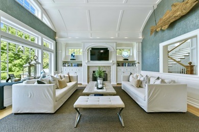 EXCEPTIONAL WATERFRONT ESTATE with 2.29 acres of land, a DOCK - photo 14