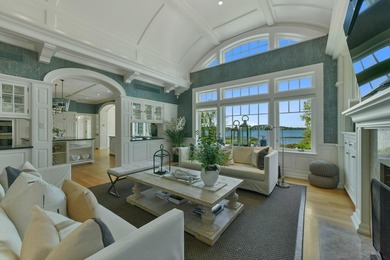 EXCEPTIONAL WATERFRONT ESTATE with 2.29 acres of land, a DOCK - photo 15