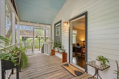 Welcome to this enchanting 2-bedroom, 2-bath cottage, perfectly - photo 5