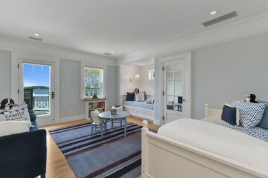 EXCEPTIONAL WATERFRONT ESTATE with 2.29 acres of land, a DOCK - photo 25